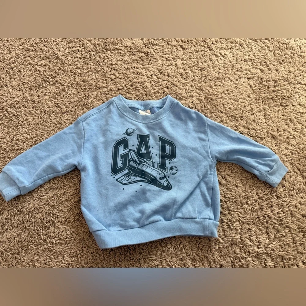 Preloved GAP Light Blue Space Shuttle Sweatshirt